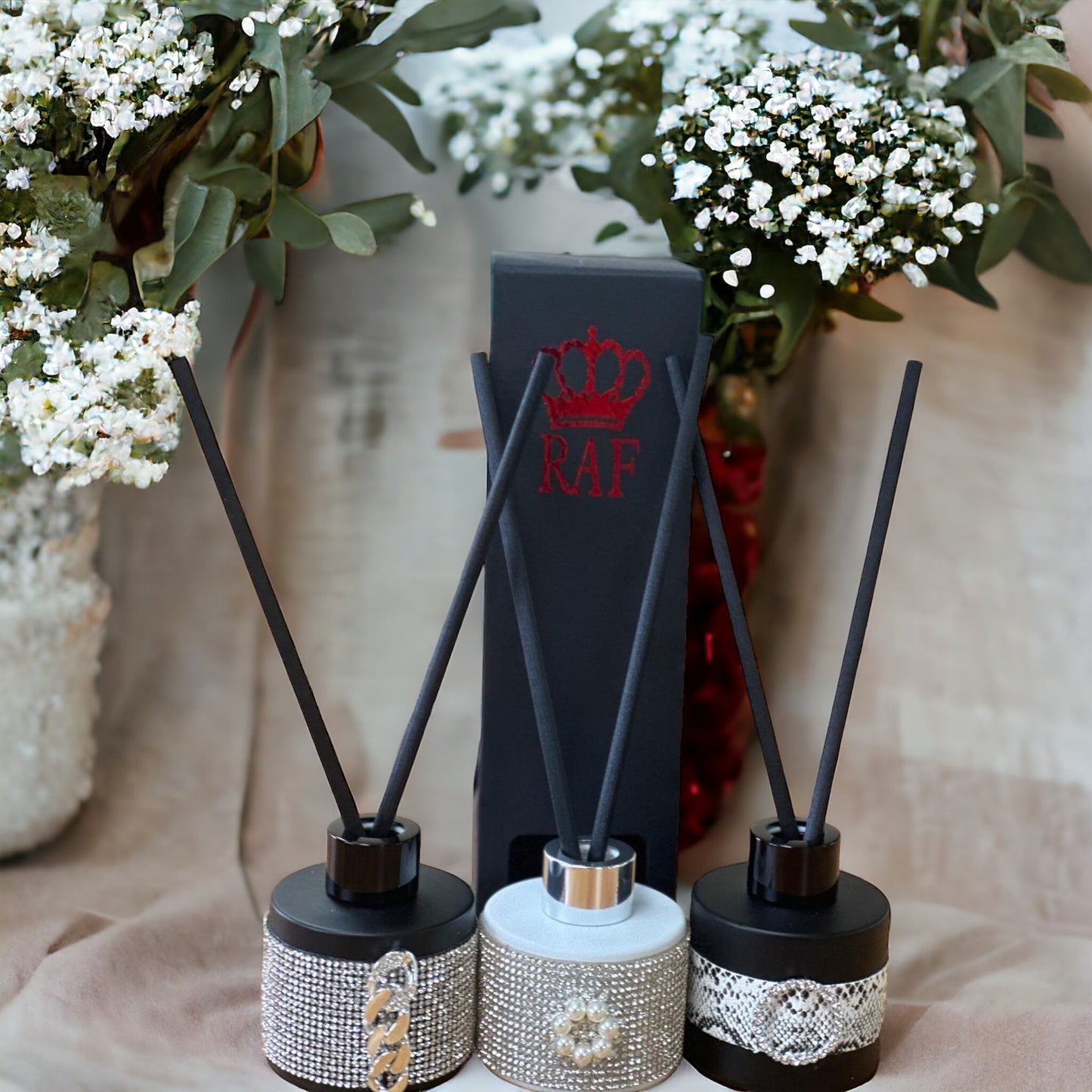 White Aaliyah Rhinestone Diffuser Bottle