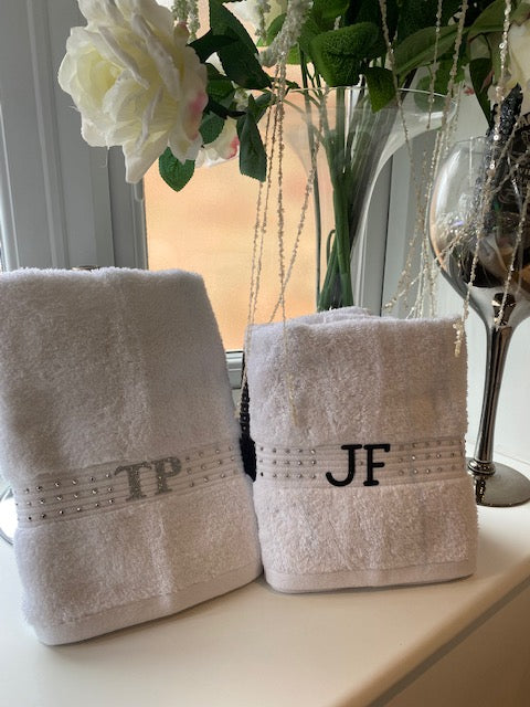 White Hand Towel Decorated with Gems