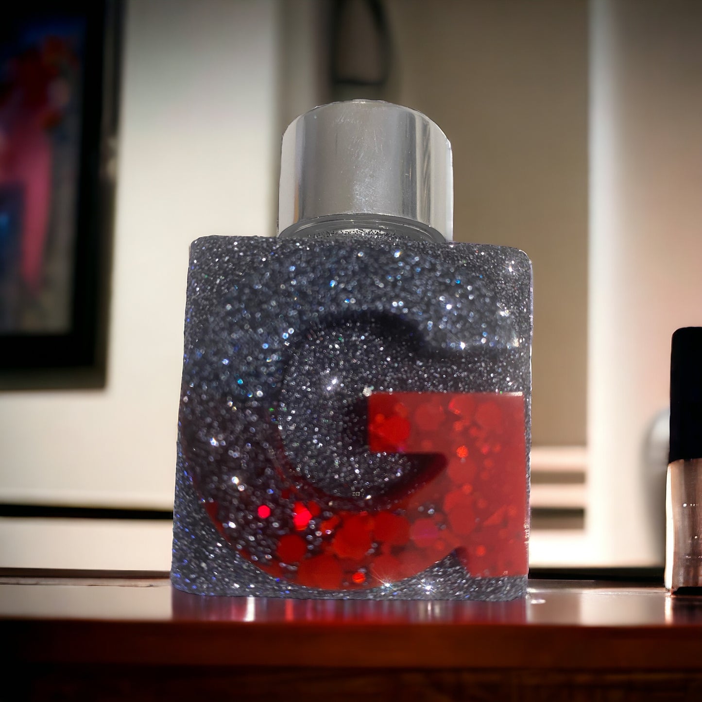 Black Glitter Reed Diffuser Hint of Red On The Letter G
